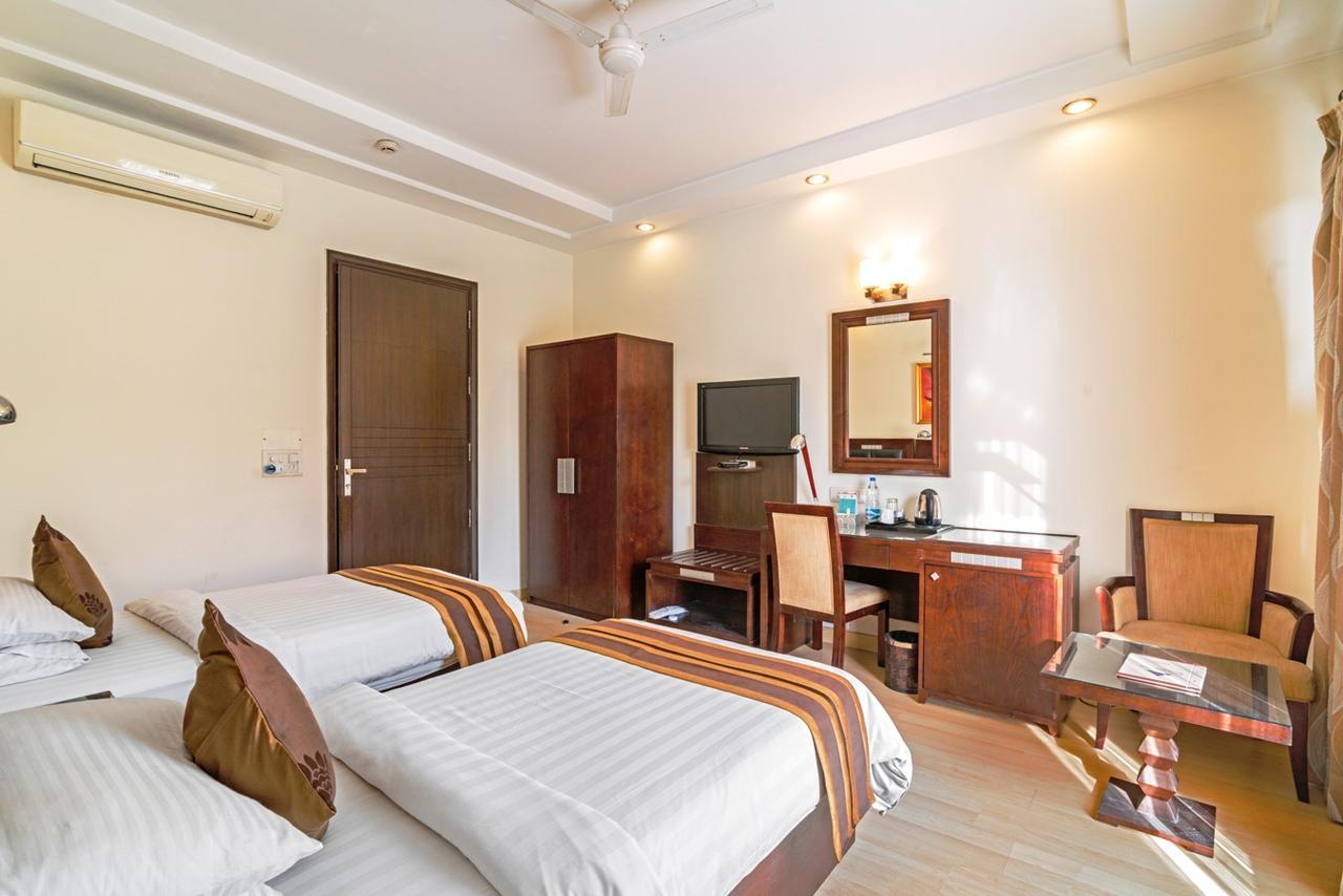 Royal Residence Mg Road Gurgaon Exterior photo